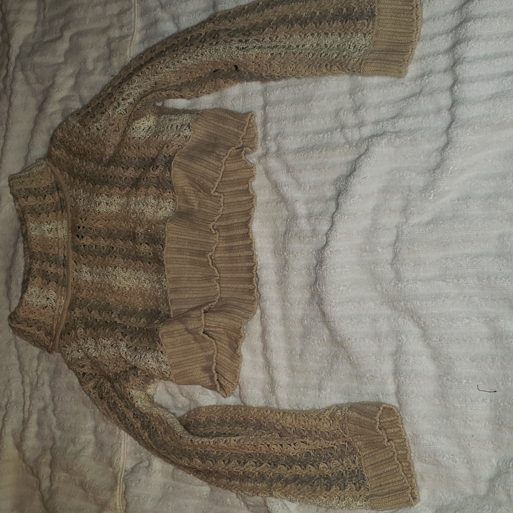 Crop top sweater